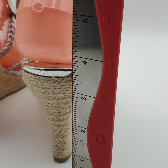 Michael Kors Silver Espadrille Wedge Sandals. SIZE 7M. S854 - Picture 6 of 7